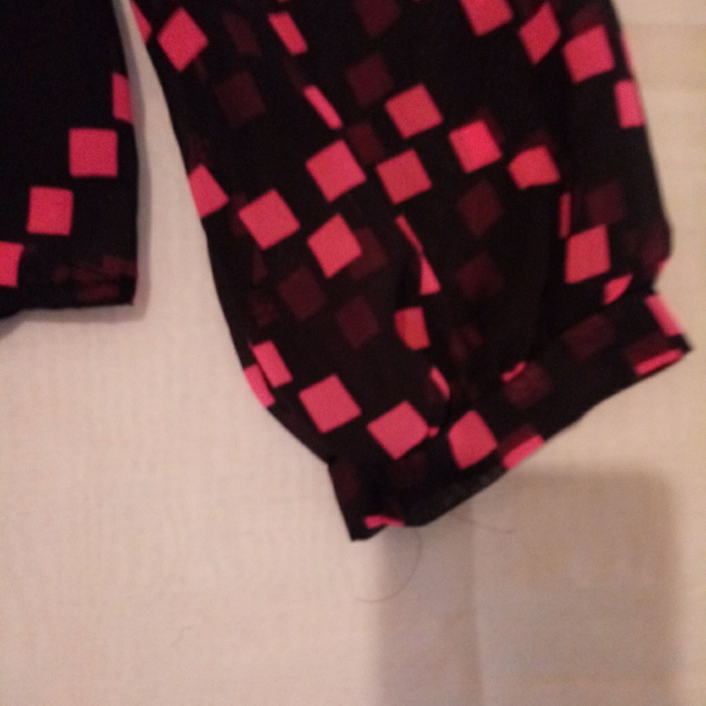 PINKBLUSH BRAND DRESS - Picture 4 of 8